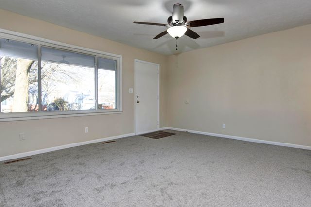 1940 S Franklin Avenue, Springfield, MO 65807