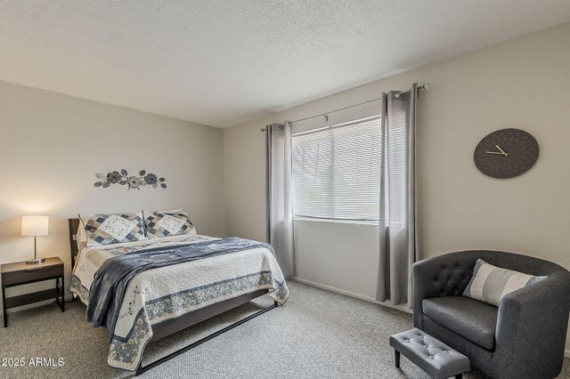 9814 W LONG HILLS Drive, Sun City, AZ 85351