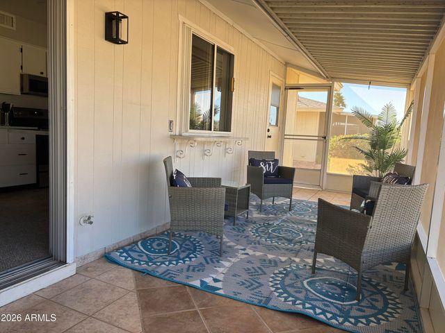 9814 W LONG HILLS Drive, Sun City, AZ 85351