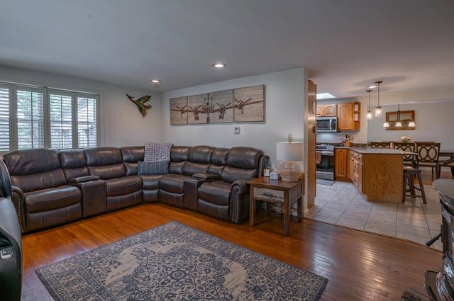 15 Twin Street, Windham, NH 03087