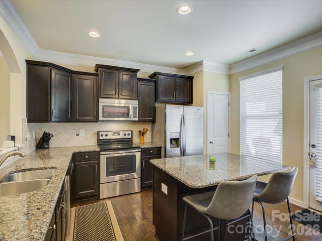 1912 Aston Mill Place, Charlotte, NC 28273