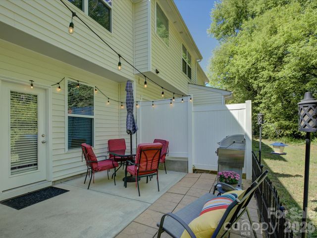 1912 Aston Mill Place, Charlotte, NC 28273