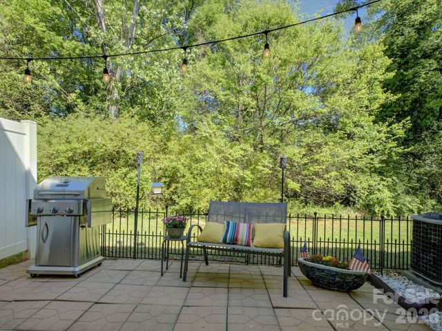 1912 Aston Mill Place, Charlotte, NC 28273