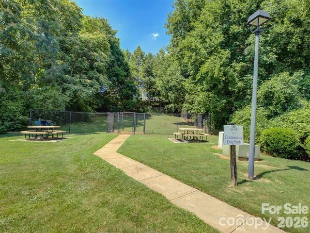 1912 Aston Mill Place, Charlotte, NC 28273