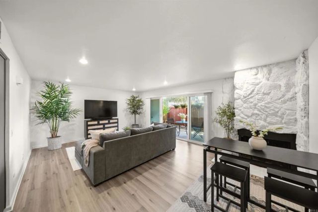 475 N Midway Drive 117, Escondido, CA 92027