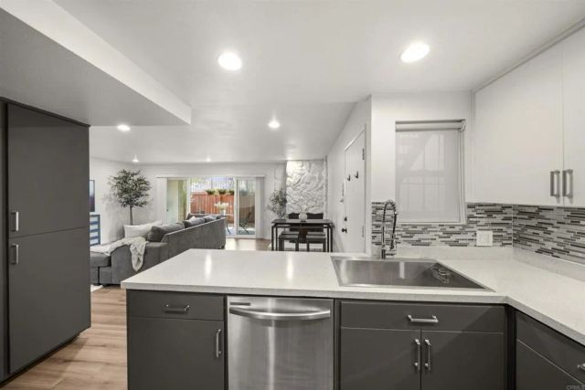 475 N Midway Drive 117, Escondido, CA 92027