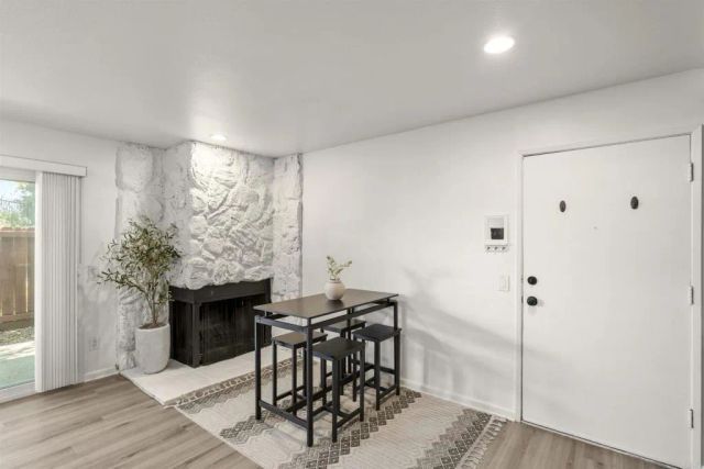 475 N Midway Drive 117, Escondido, CA 92027