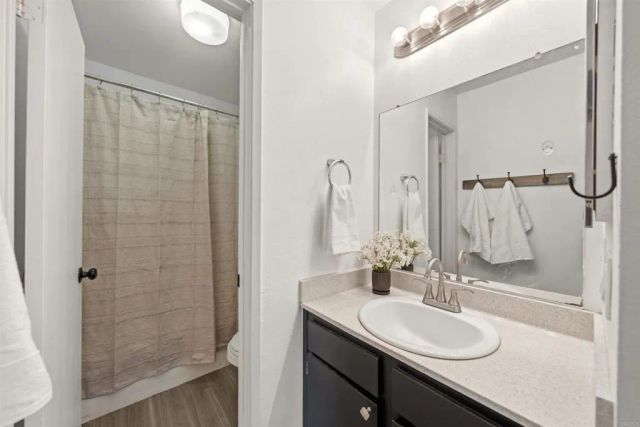 475 N Midway Drive 117, Escondido, CA 92027