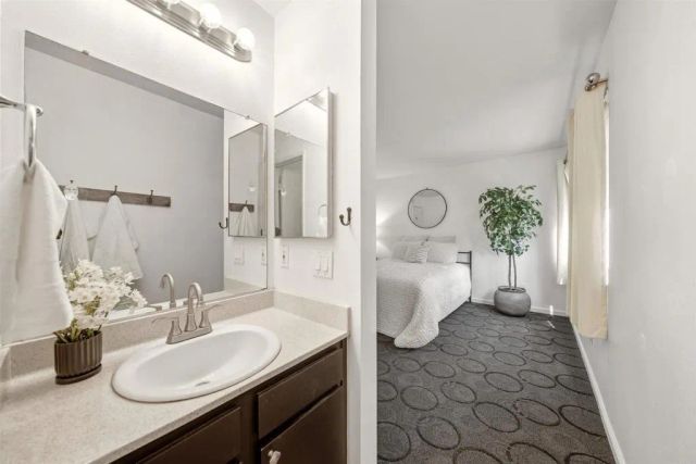 475 N Midway Drive 117, Escondido, CA 92027