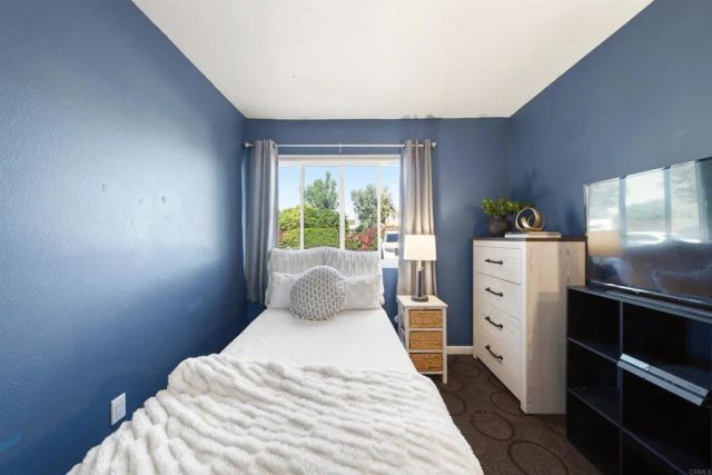 475 N Midway Drive 117, Escondido, CA 92027