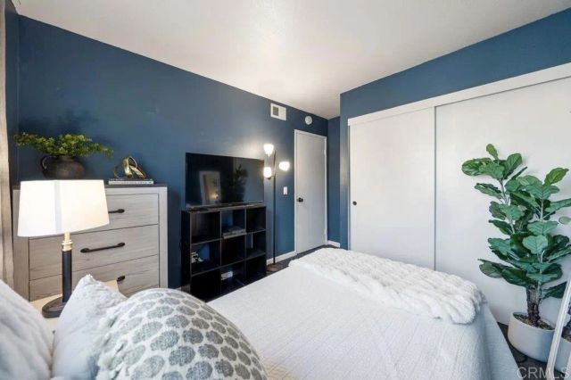 475 N Midway Drive 117, Escondido, CA 92027