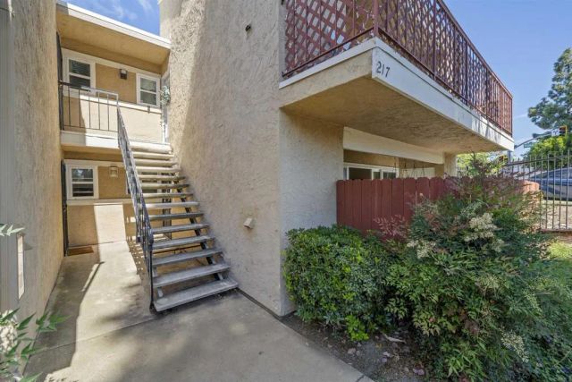 475 N Midway Drive 117, Escondido, CA 92027