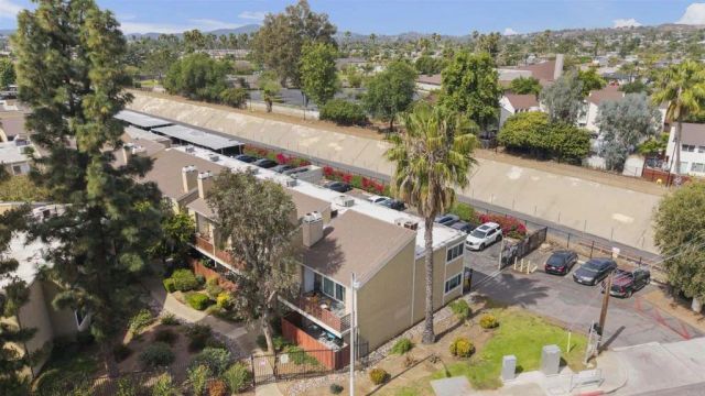 475 N Midway Drive 117, Escondido, CA 92027