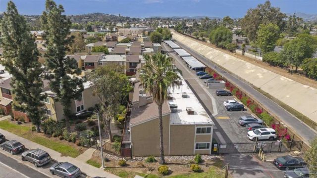 475 N Midway Drive 117, Escondido, CA 92027