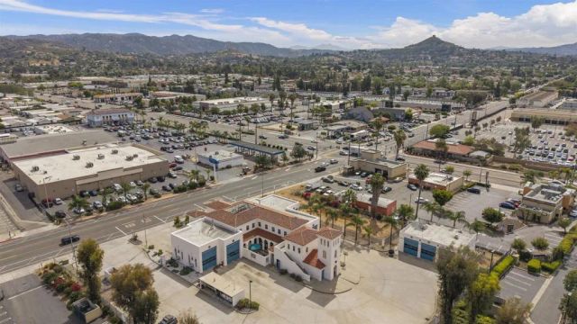 475 N Midway Drive 117, Escondido, CA 92027