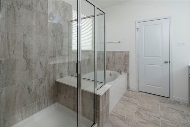 220 Tanda LN, Hutto, TX 78634