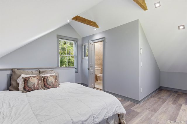31 W Meadow Road, Setauket, NY 11733