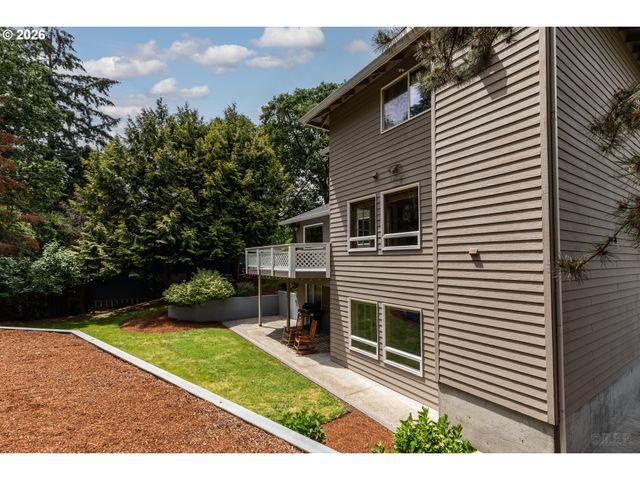 114 MADRONA Ct, St Helens, OR 97051