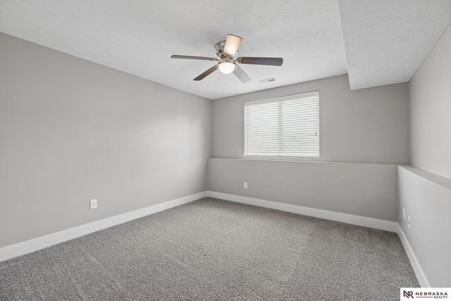 5074 W Stampede Lane, Lincoln, NE 68528