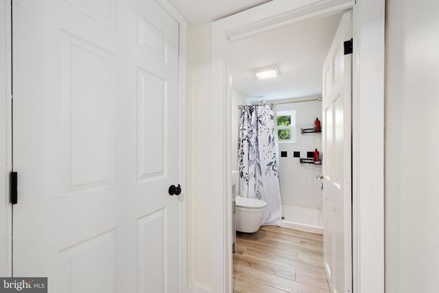 411 E A ST, Purcellville, VA 20132