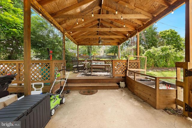 411 E A ST, Purcellville, VA 20132