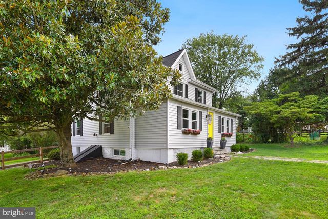 411 E A ST, Purcellville, VA 20132