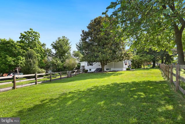 411 E A ST, Purcellville, VA 20132