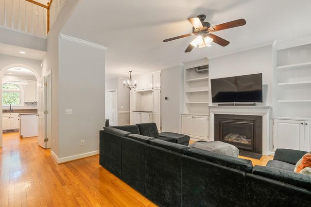 108 Westgreen Drive, Chapel Hill, NC 27516