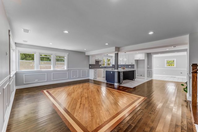 458 W 127th Street, Chicago, IL 60628