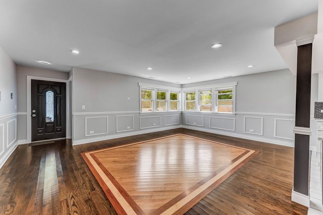 458 W 127th Street, Chicago, IL 60628