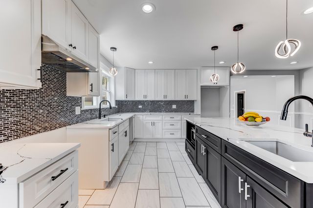 458 W 127th Street, Chicago, IL 60628