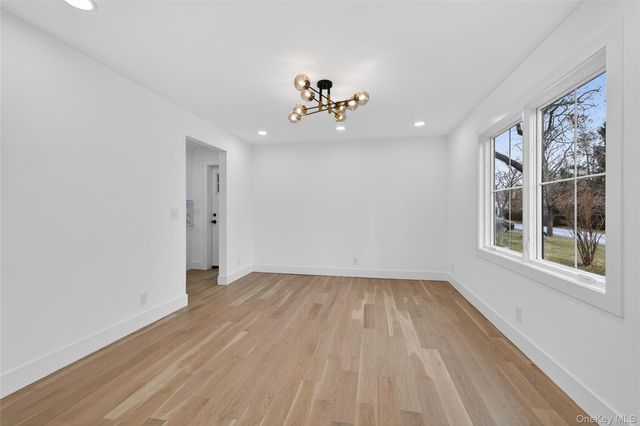 199 Salem Road, East Hills, NY 11577