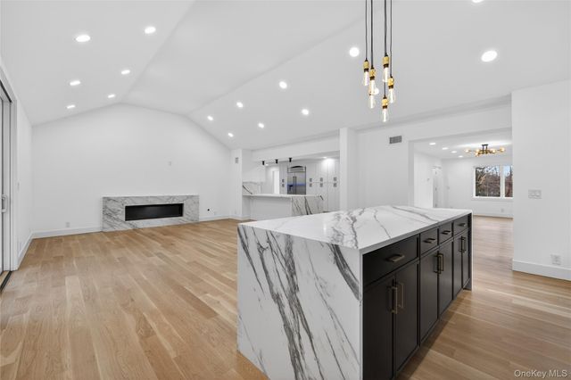 199 Salem Road, East Hills, NY 11577