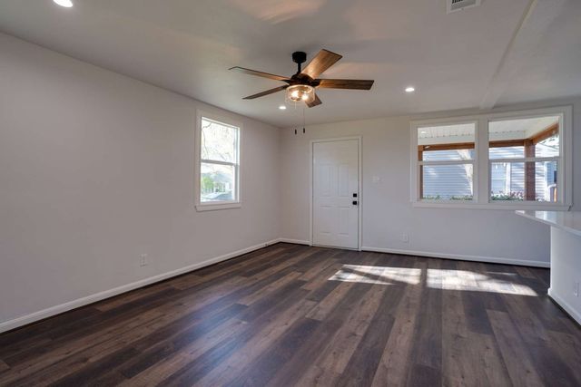 2509 Littlepage Street, Fort Worth, TX 76107