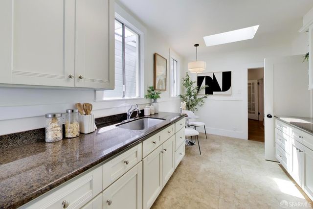 810 45th Avenue, San Francisco, CA 94110