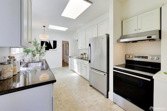 810 45th Avenue, San Francisco, CA 94110