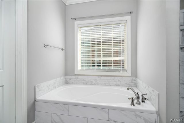 11988 Glen Ridge, Moundville, AL 35474