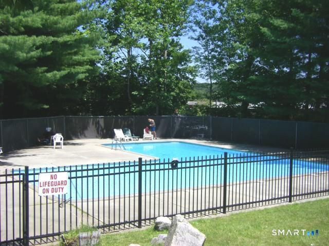 5 Nabby Road A56, Danbury, CT 06811