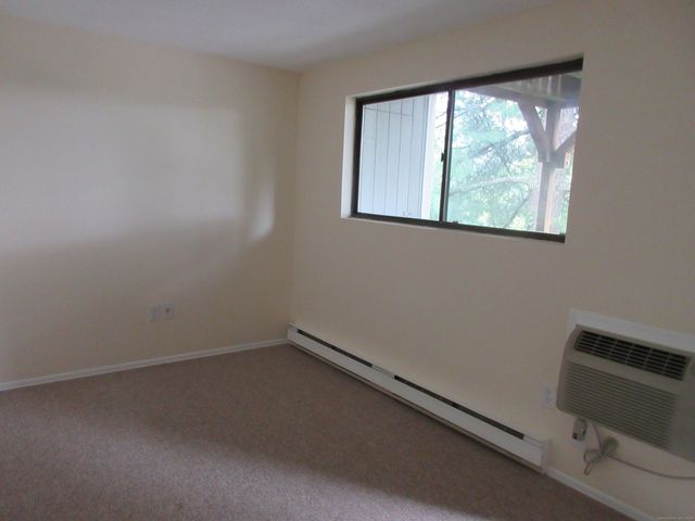 5 Nabby Road A56, Danbury, CT 06811
