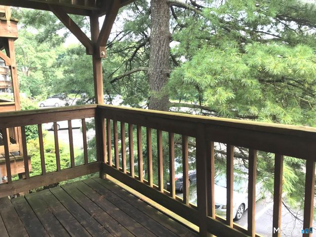 5 Nabby Road A56, Danbury, CT 06811