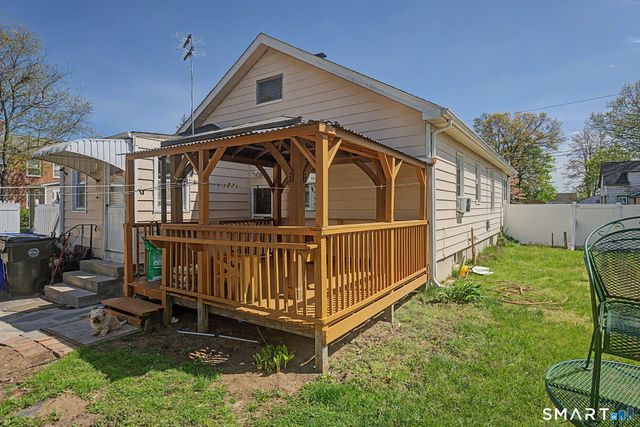 172 Sisson Street, East Hartford, CT 06118