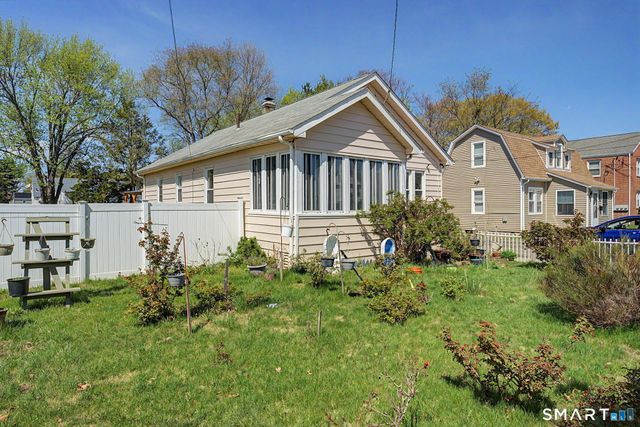 172 Sisson Street, East Hartford, CT 06118