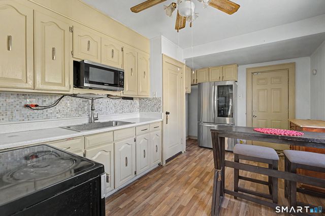 172 Sisson Street, East Hartford, CT 06118