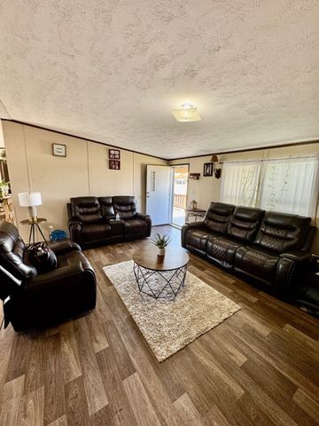 1487 Vz County Road 3808, Wills Point, TX 75169