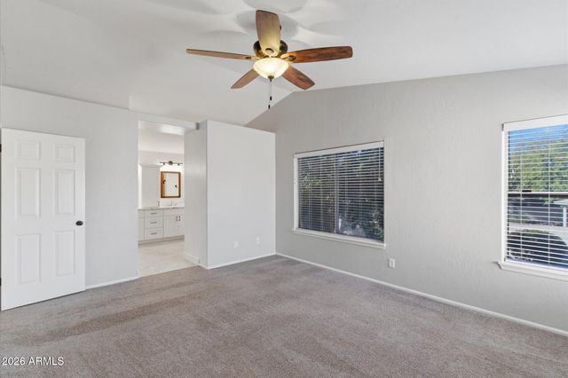 14252 S 43rd Place, Phoenix, AZ 85044