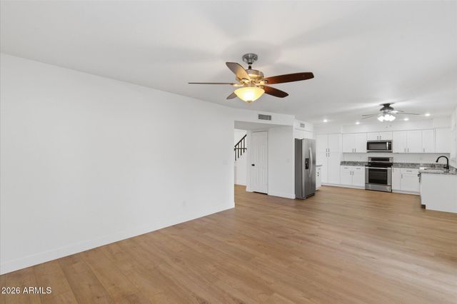 14252 S 43rd Place, Phoenix, AZ 85044