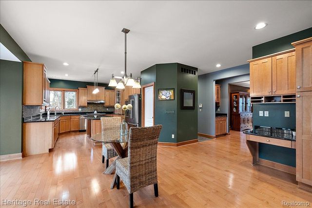 1486 Chestnut Trail, Oxford Charter Township, MI 48371