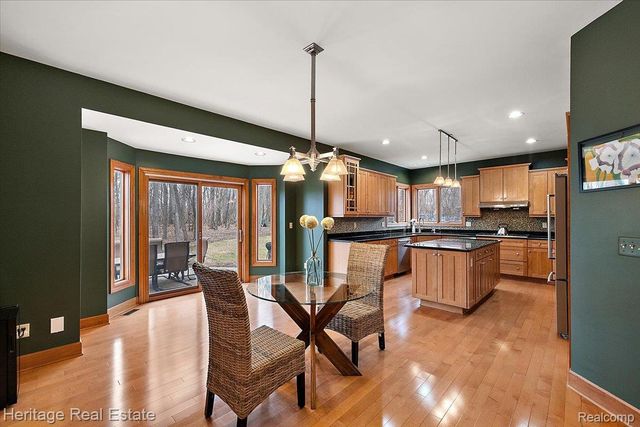 1486 Chestnut Trail, Oxford Charter Township, MI 48371