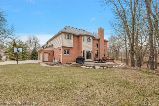 1486 Chestnut Trail, Oxford Charter Township, MI 48371