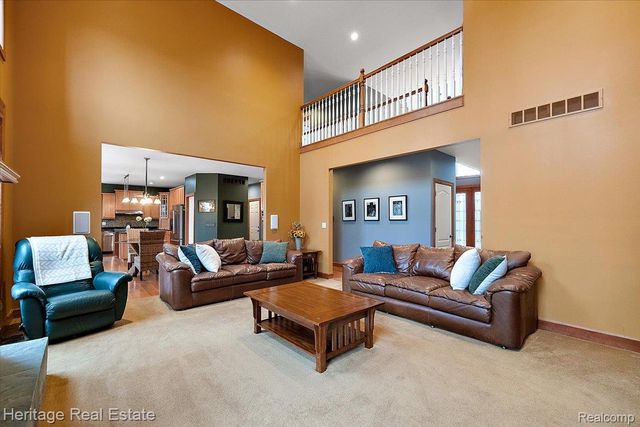 1486 Chestnut Trail, Oxford Charter Township, MI 48371